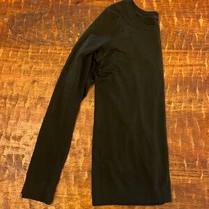 Lululemon Black Yoga Swiftly Tech Woman Long Sleeve Top